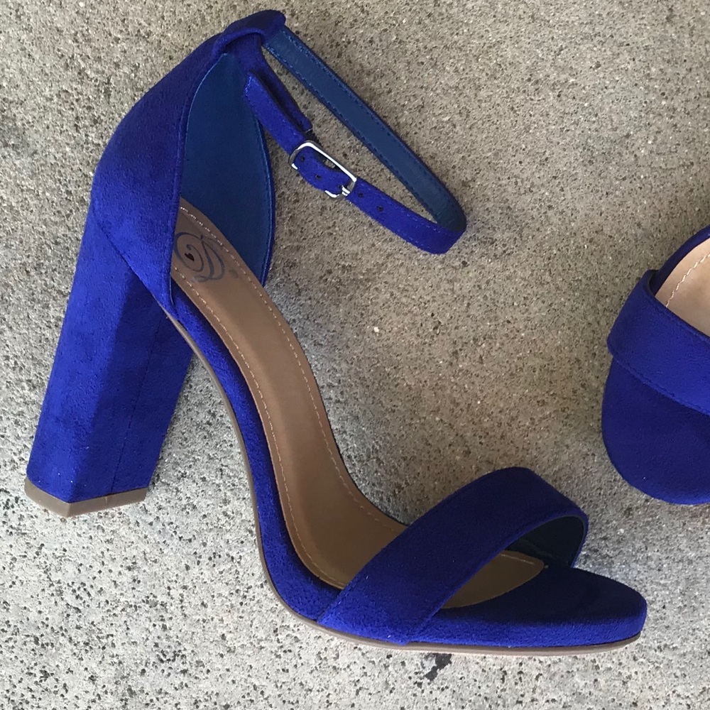 Last 1!  Delicious VIOLET PURPLE ankle strap HEEL - Picture 5 of 6